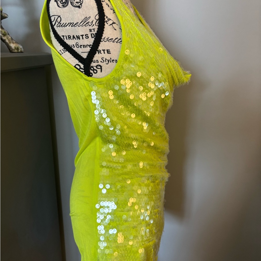 INC International Concepts Lime Sequin Tank Top - Picture 3 of 5